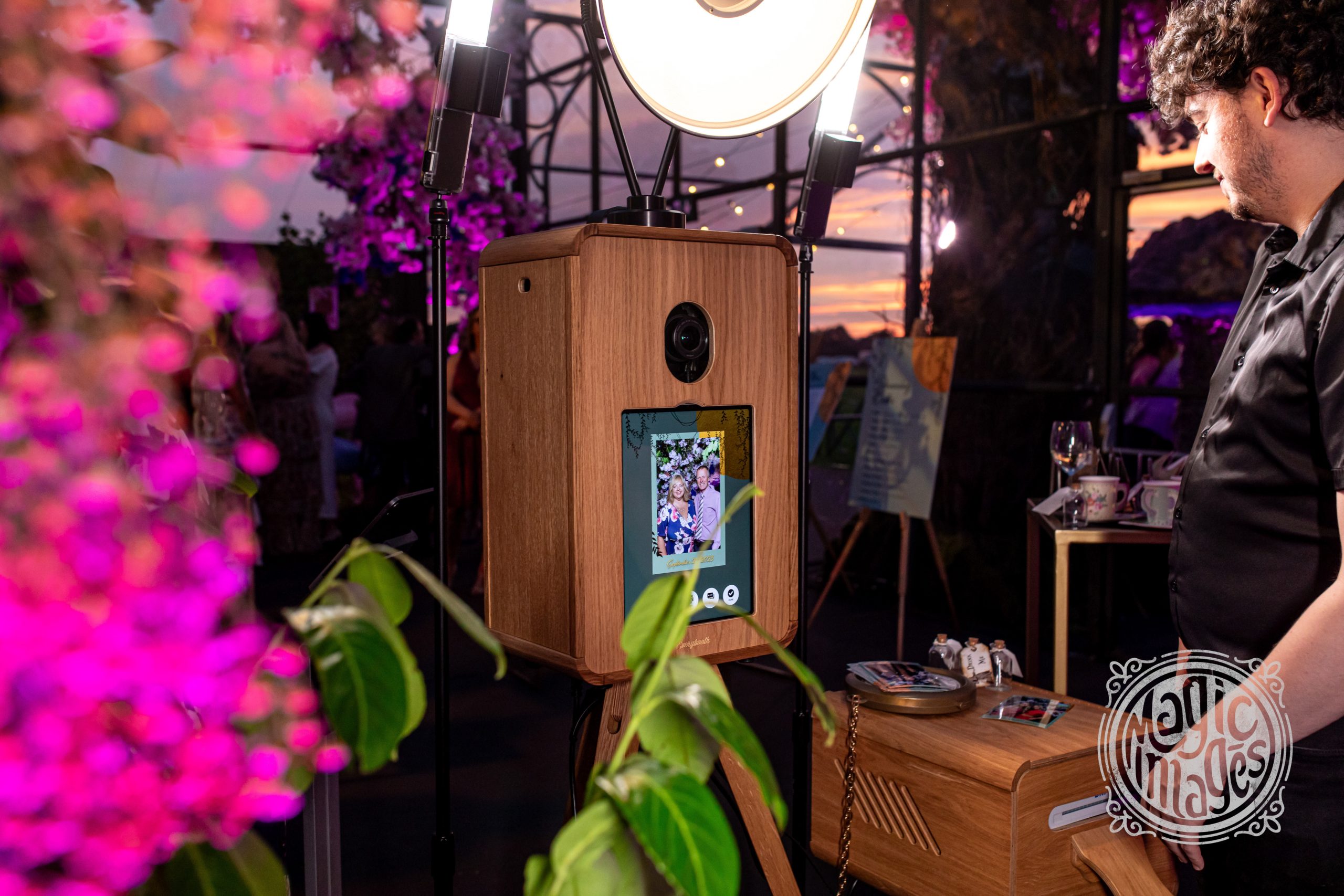 Front view of the icon photo booth